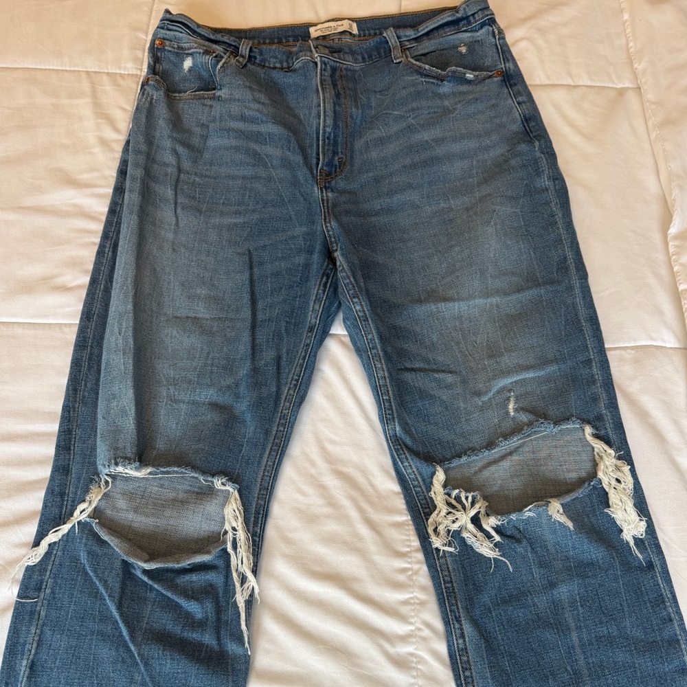 Abercrombie & Fitch Women’s Ripped Blue Denim Jeans